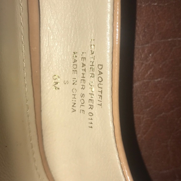 Joan & David Natural Leather Open Toe Pump - Picture 6 of 6